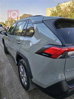 تۆیۆتا ڕاڤ 4